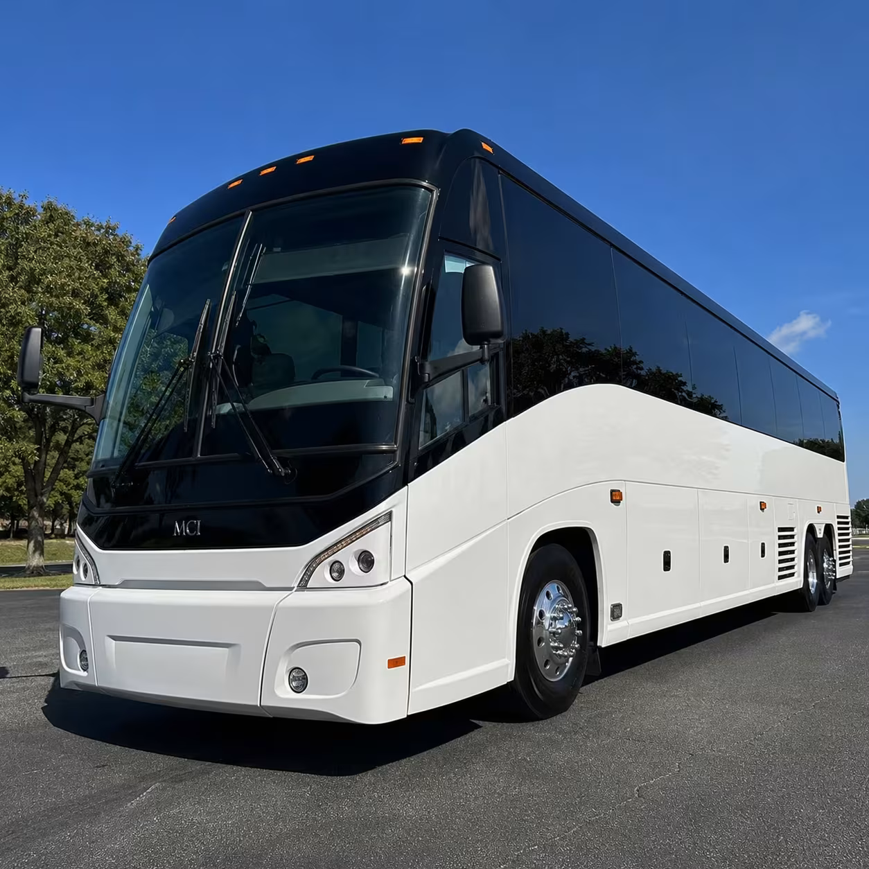 charter buses for thousand oaks corporate retreats and team building