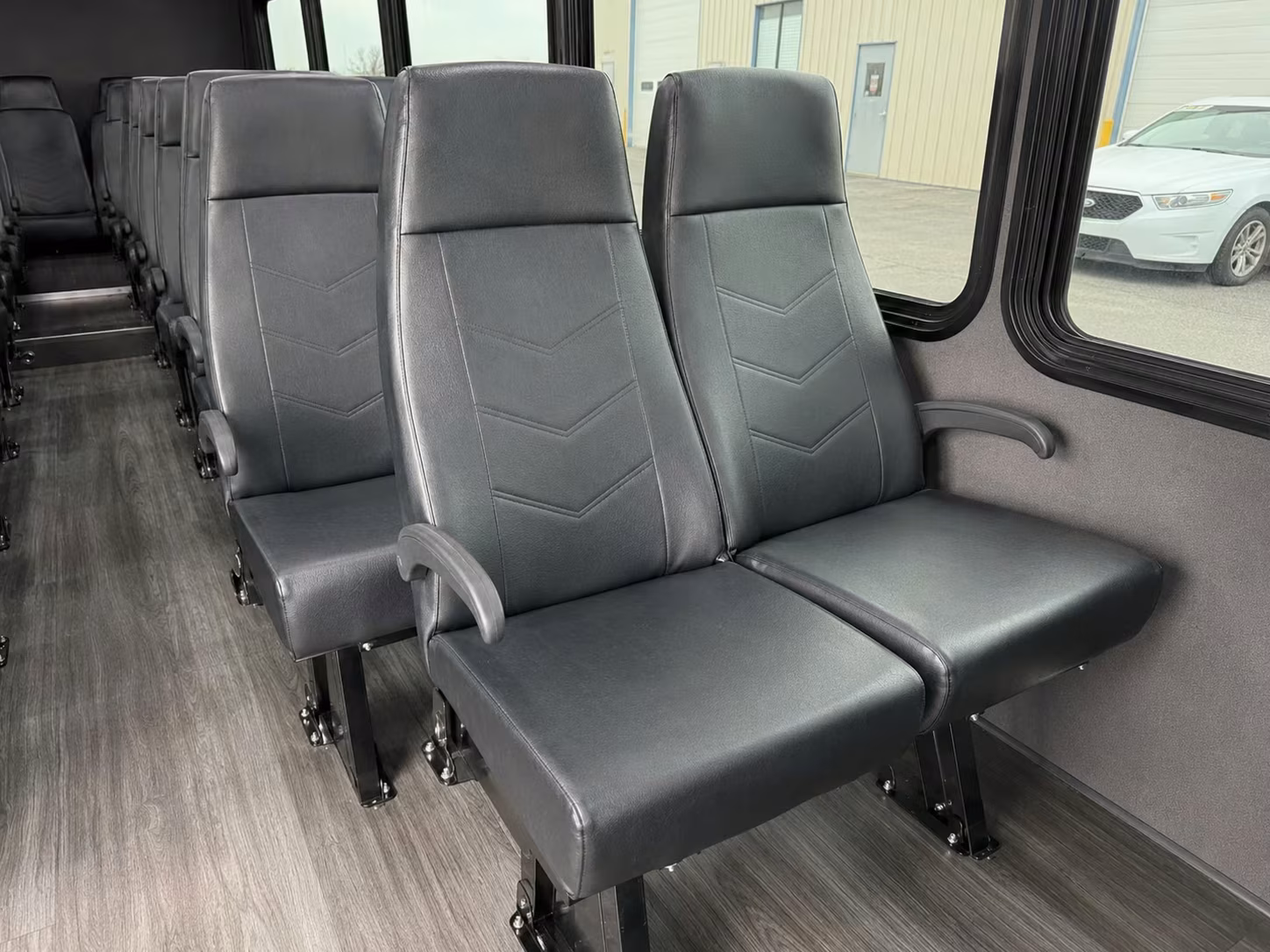 government military transportation service in thousand oaks