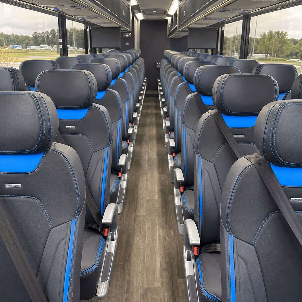 how time of year and peak season affect thousand oaks charter bus prices