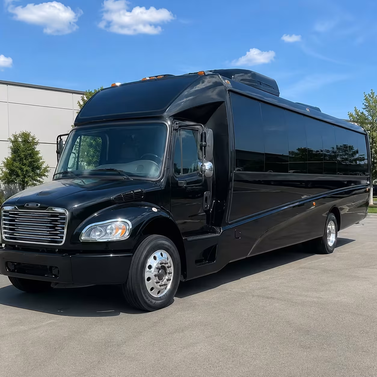 thousand oaks 25 passenger minibus rental