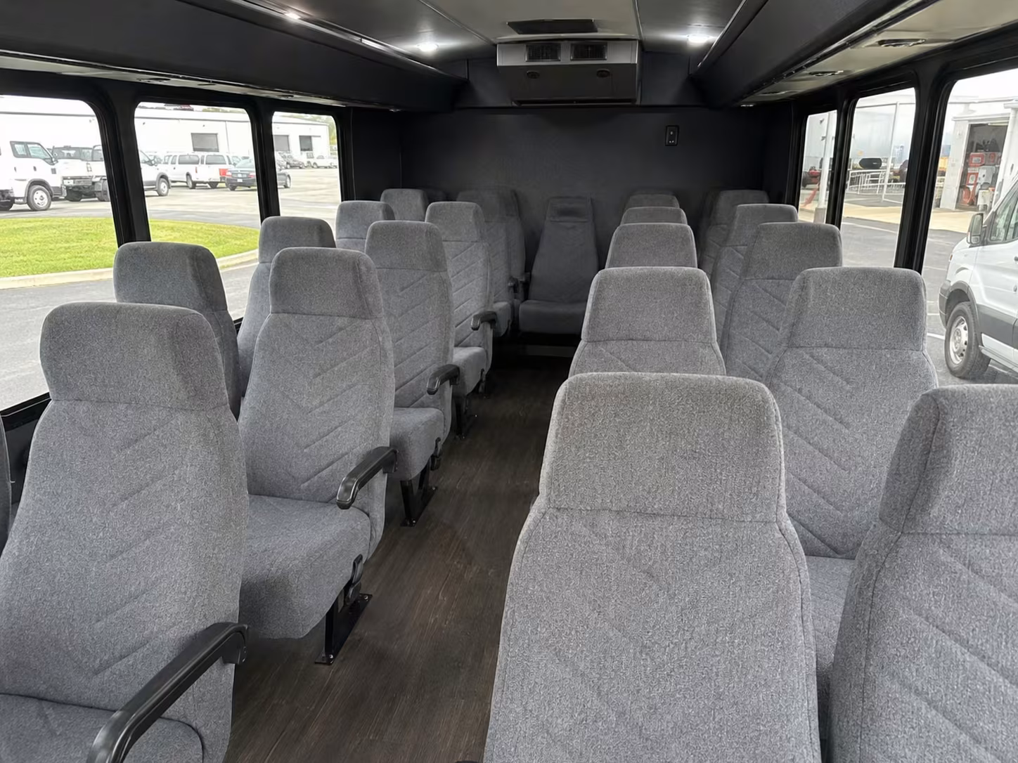thousand oaks minibus rentals for cal lutheran and college sports
