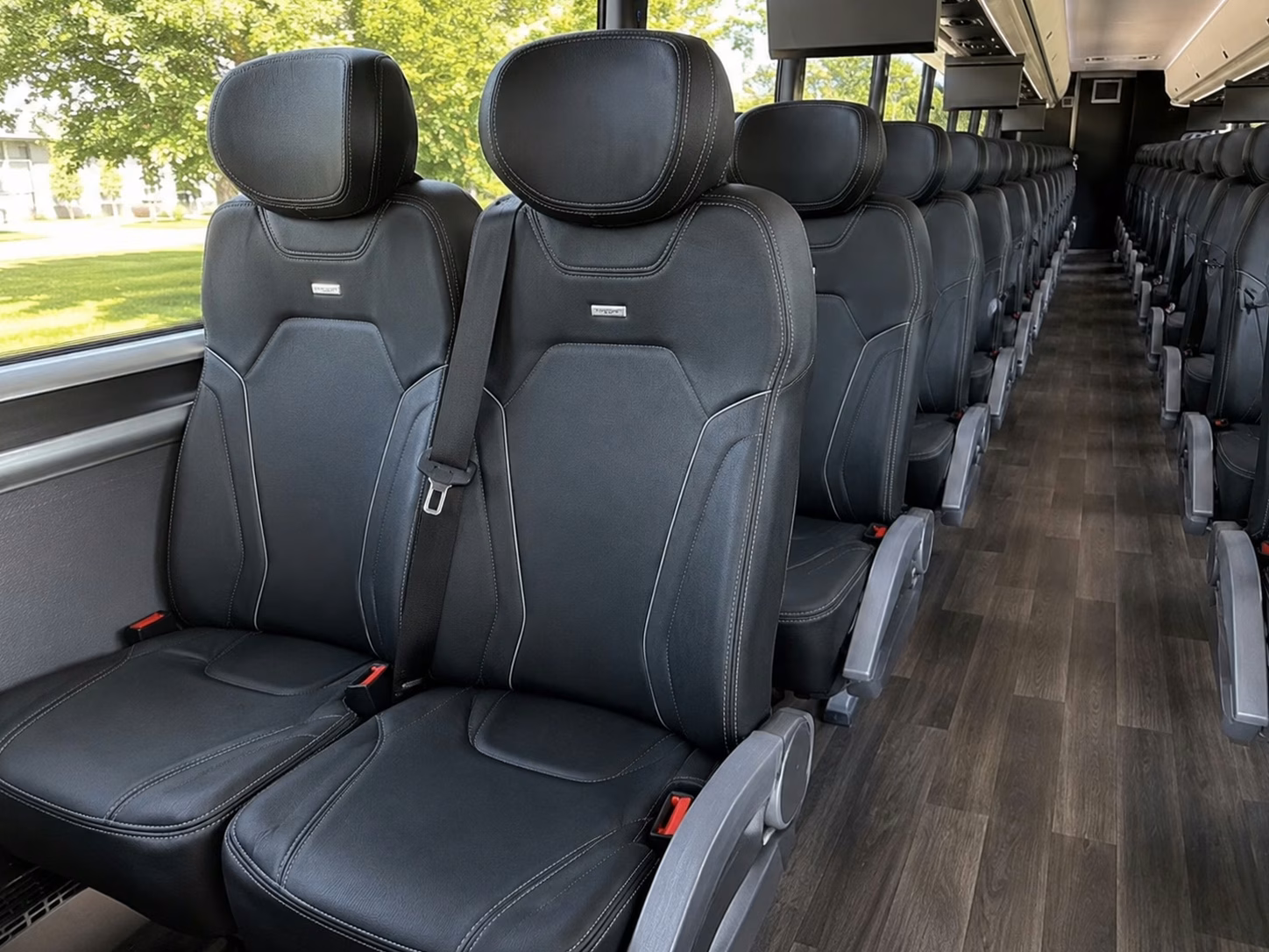 thousand oaks transportation to crypto com arena and kia forum