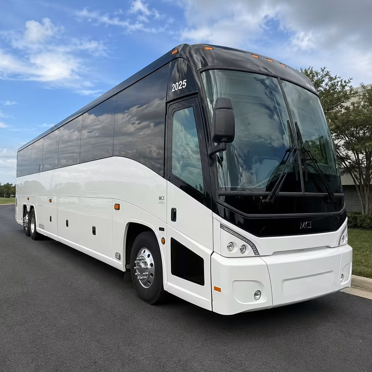 you can find and book concert transportation in thousand oaks and any nearby city