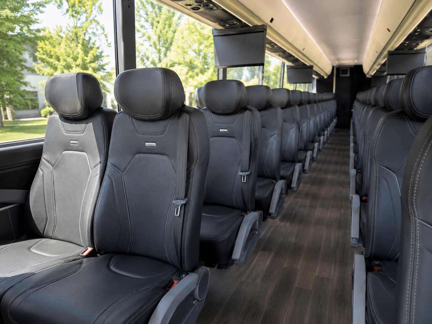 you can find and book sporting event transportation in thousand oaks and any nearby city